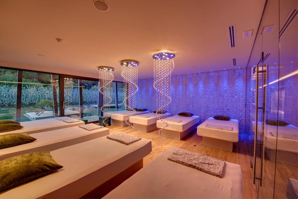 Gartenhotel Moser أبيانو سولاّ ستراذا المظهر الخارجي الصورة